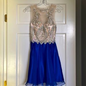 Alyce Paris homecoming beaded dress! Size 00.